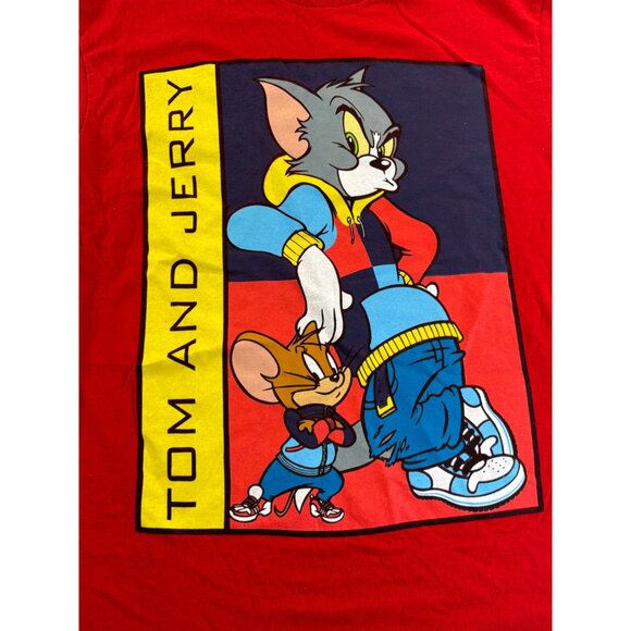 Tom and Jerry Shirt adult Small red graphic tee - Picture 3 of 6